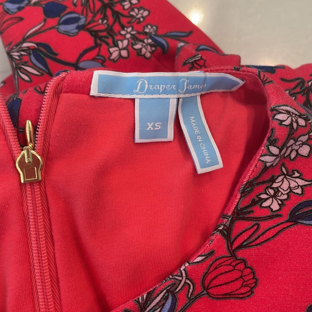 Draper James Dunaway Vines ruffle knit dress - Picture 5 of 5